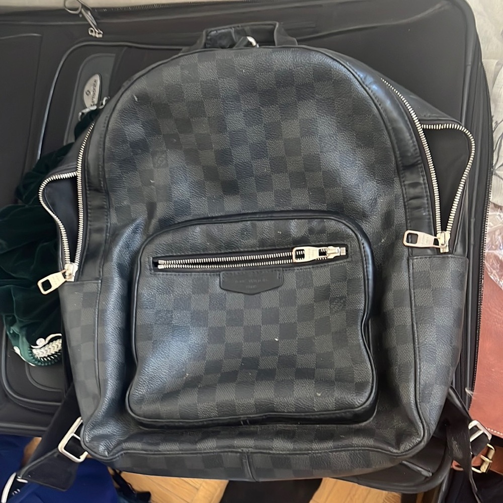Louis Vuitton backpack original Bought from thé louis Vuitton store